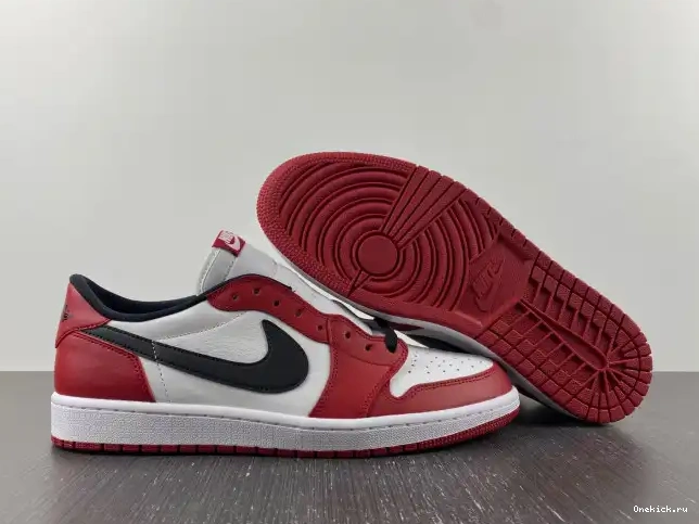 One Kick Air Chicago Retro 1 705329-600 Low Jordan 0621